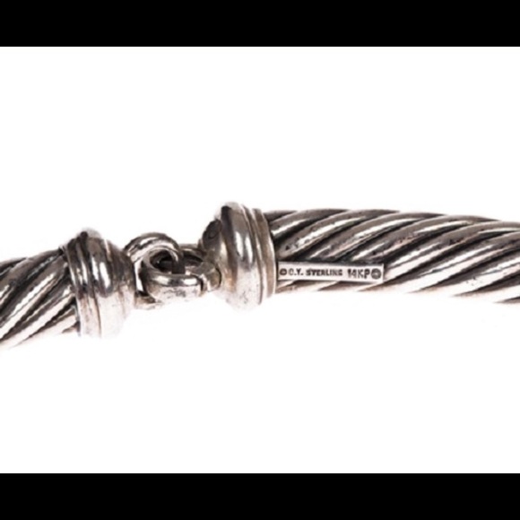 David Yurman gorgeous two tone classic choker. - Picture 6 of 8